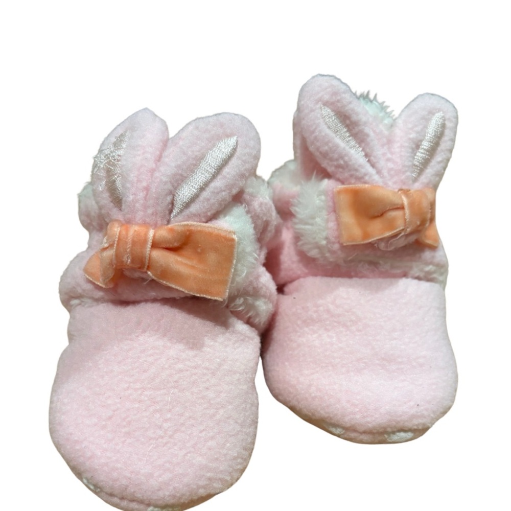 NWT 💕 Easter Infant booties/slippers